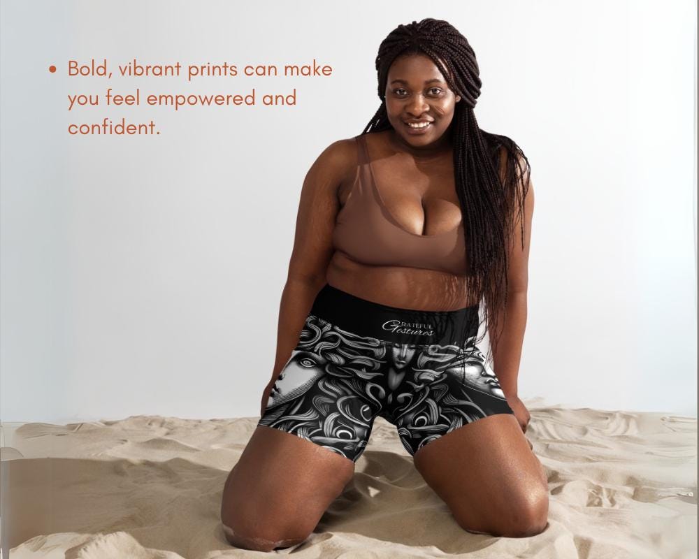 Medusa AOP Design Yoga Shorts and Leggings Comfortable High Quality Activewear Perfect for Workouts Yoga Everyday Wear Comfy Stretchy Fabric