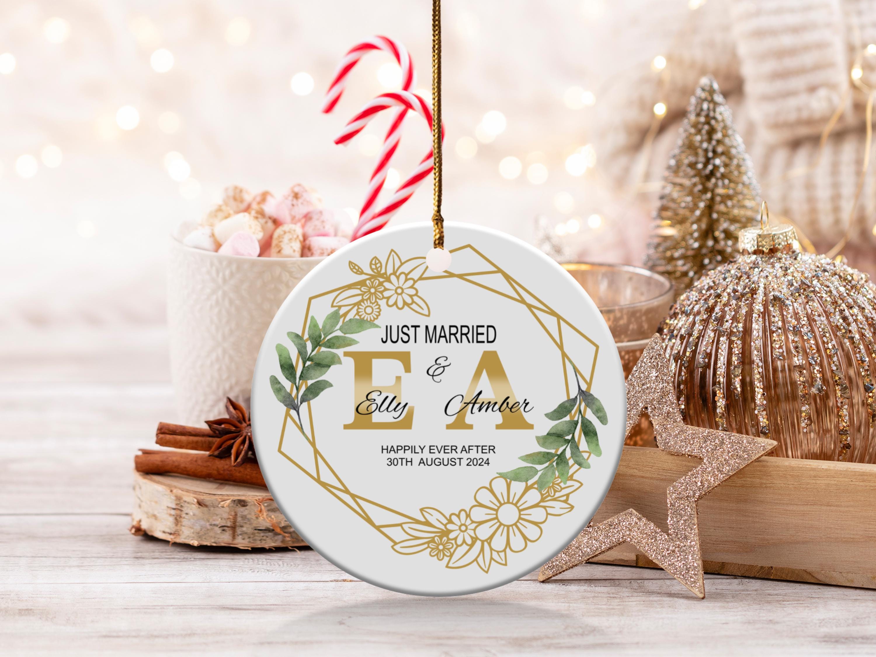 Custom Just Married Ornament, Personalized Keepsake, Custom Wedding Date Gift, Geometric Floral Design Newlywed Decoration 2024, Ideal Gifts