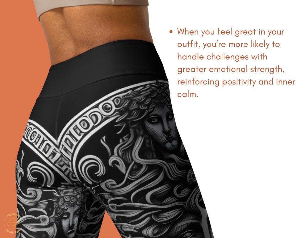Medusa All OVer Print Design Yoga Shorts and Leggings Stylish Activewear for Women Workout and Yoga Comfortable High-Waisted Fitness Bottoms