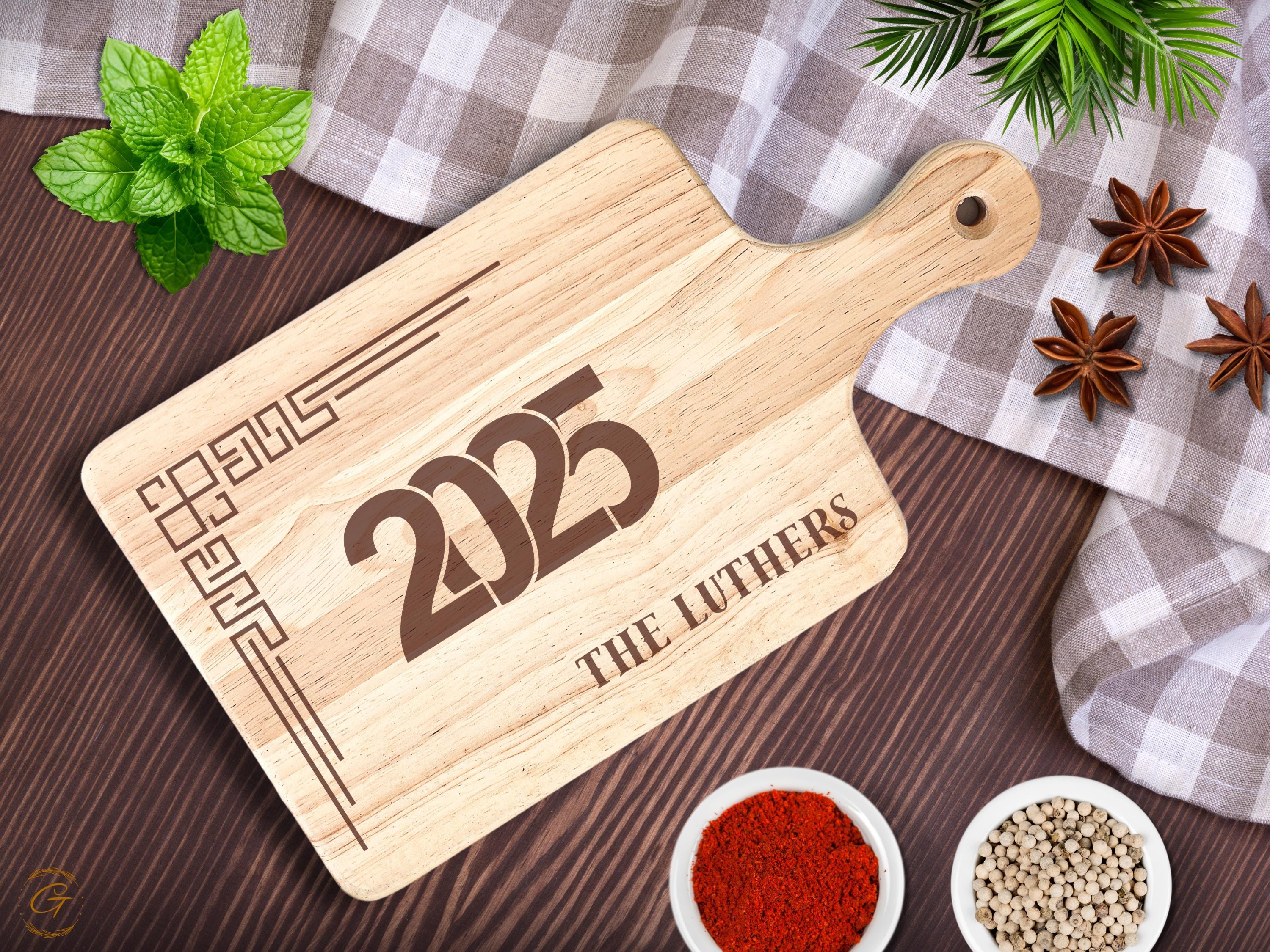 2025 Personalized Hardwood Chopping Board - Custom Engraved Kitchen Gift