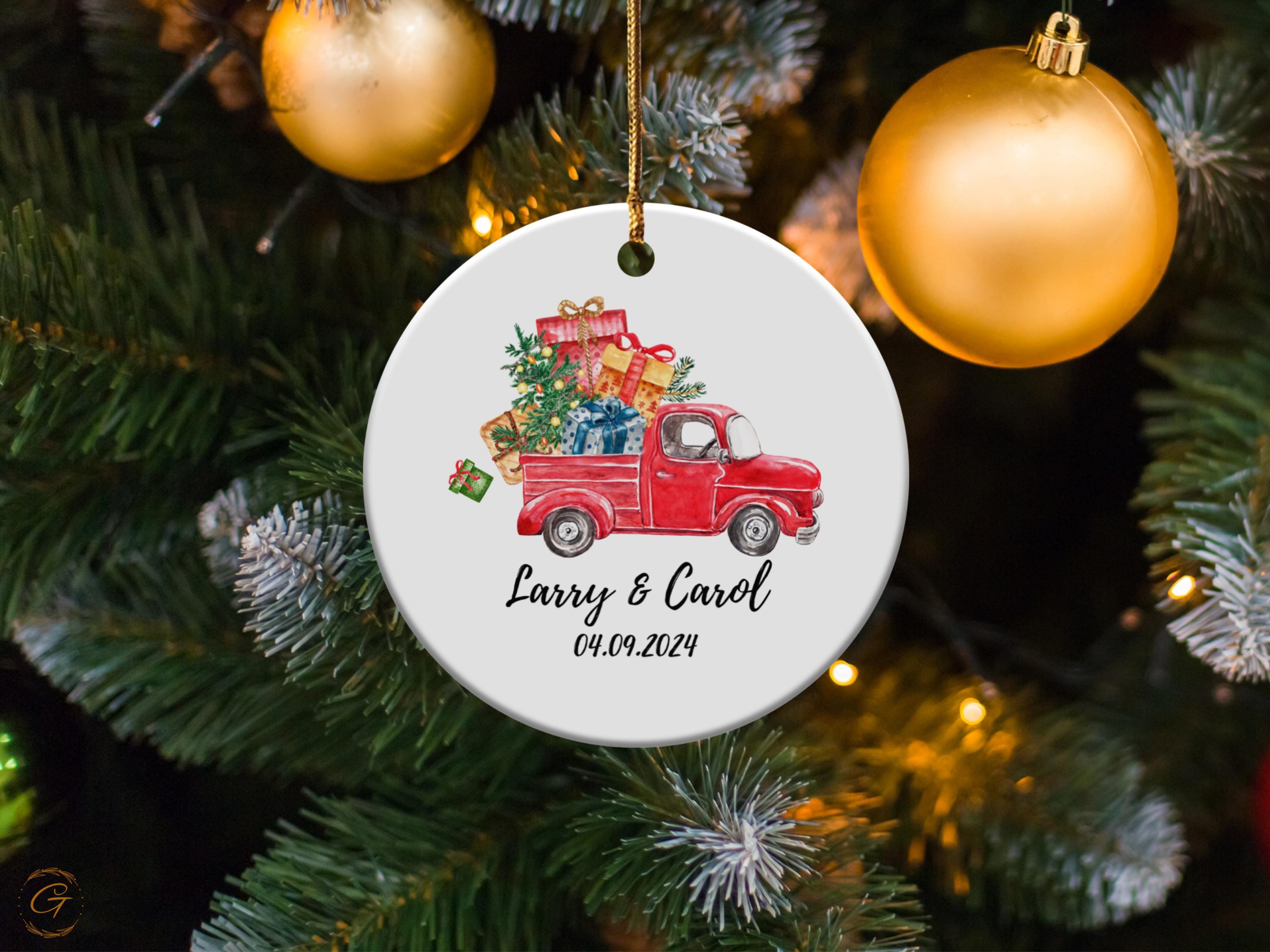Personalized Pickup Couple Christmas Ornament, Personalized Holiday Decoration, Customizable with Names, Festive Keepsake, Holiday Keepsakes