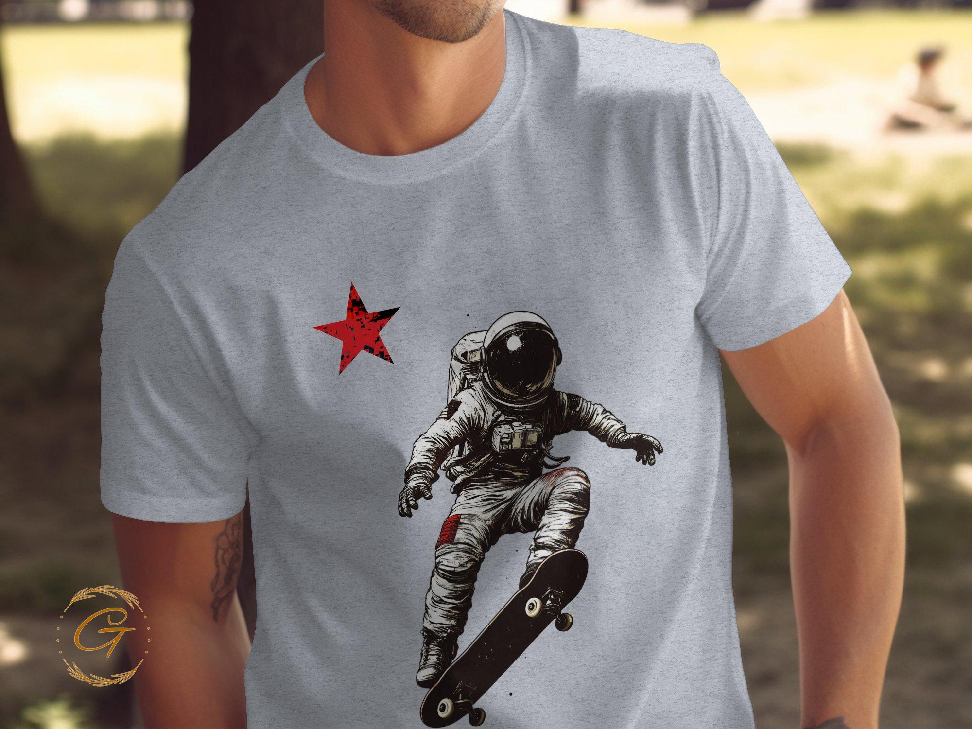 Astronaut Tee Skateboard Design T-Shirt