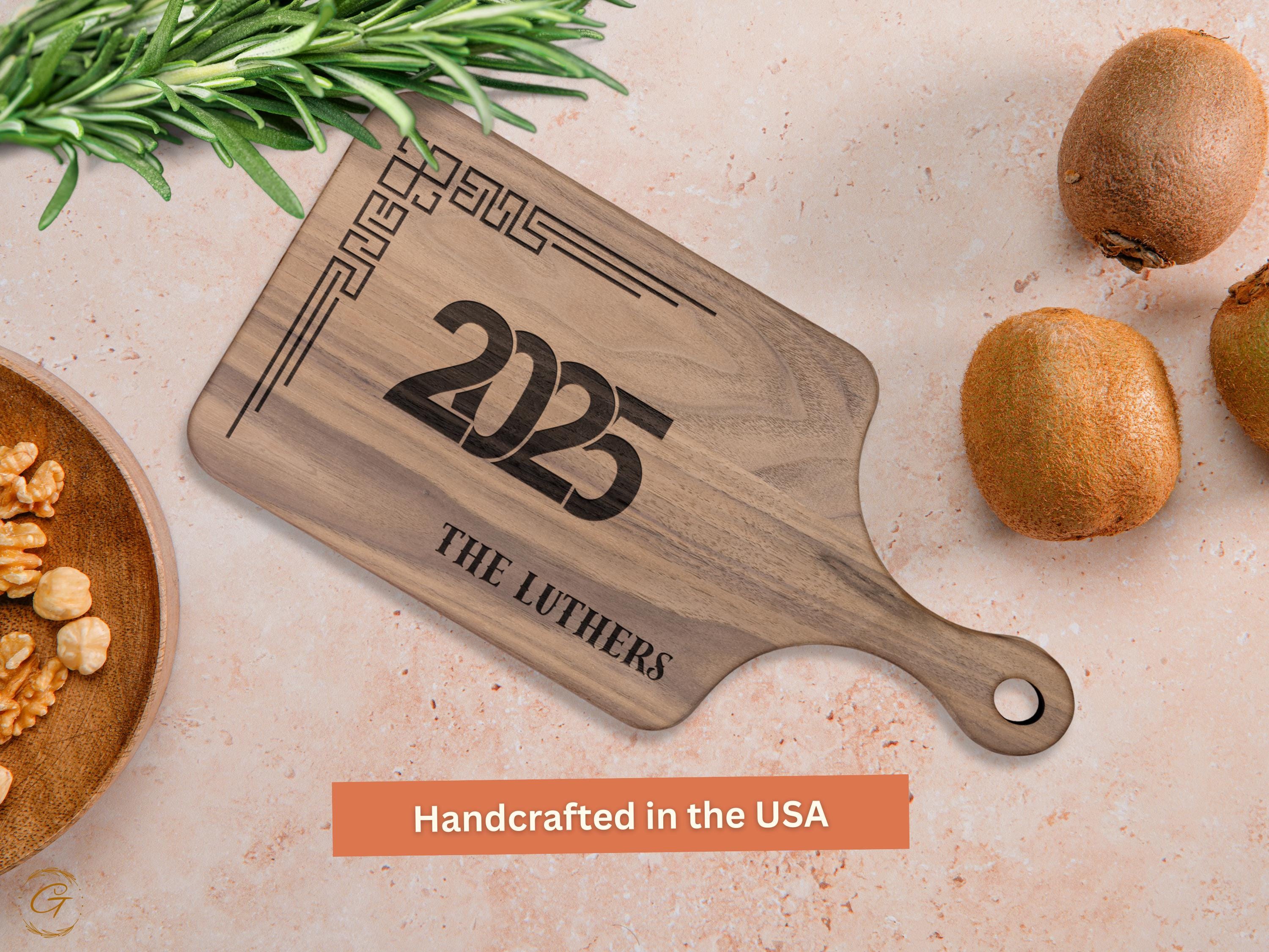 2025 Personalized Hardwood Chopping Board - Custom Engraved Kitchen Gift