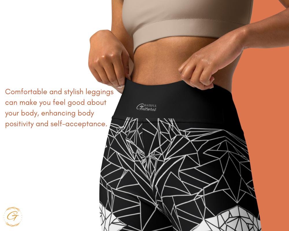 Geometric Bear AOP High-Waisted Yoga Pants
