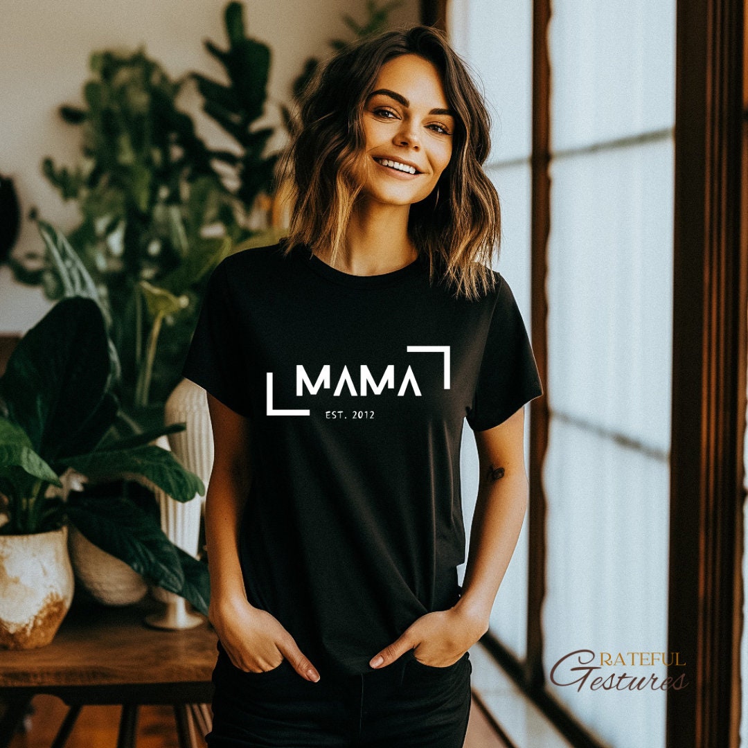 Personalized Mama Shirt