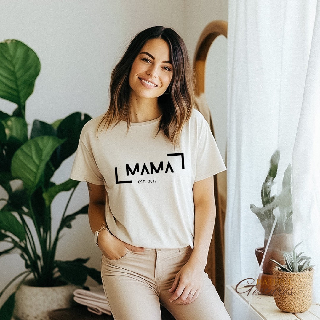 Personalized Mama Shirt