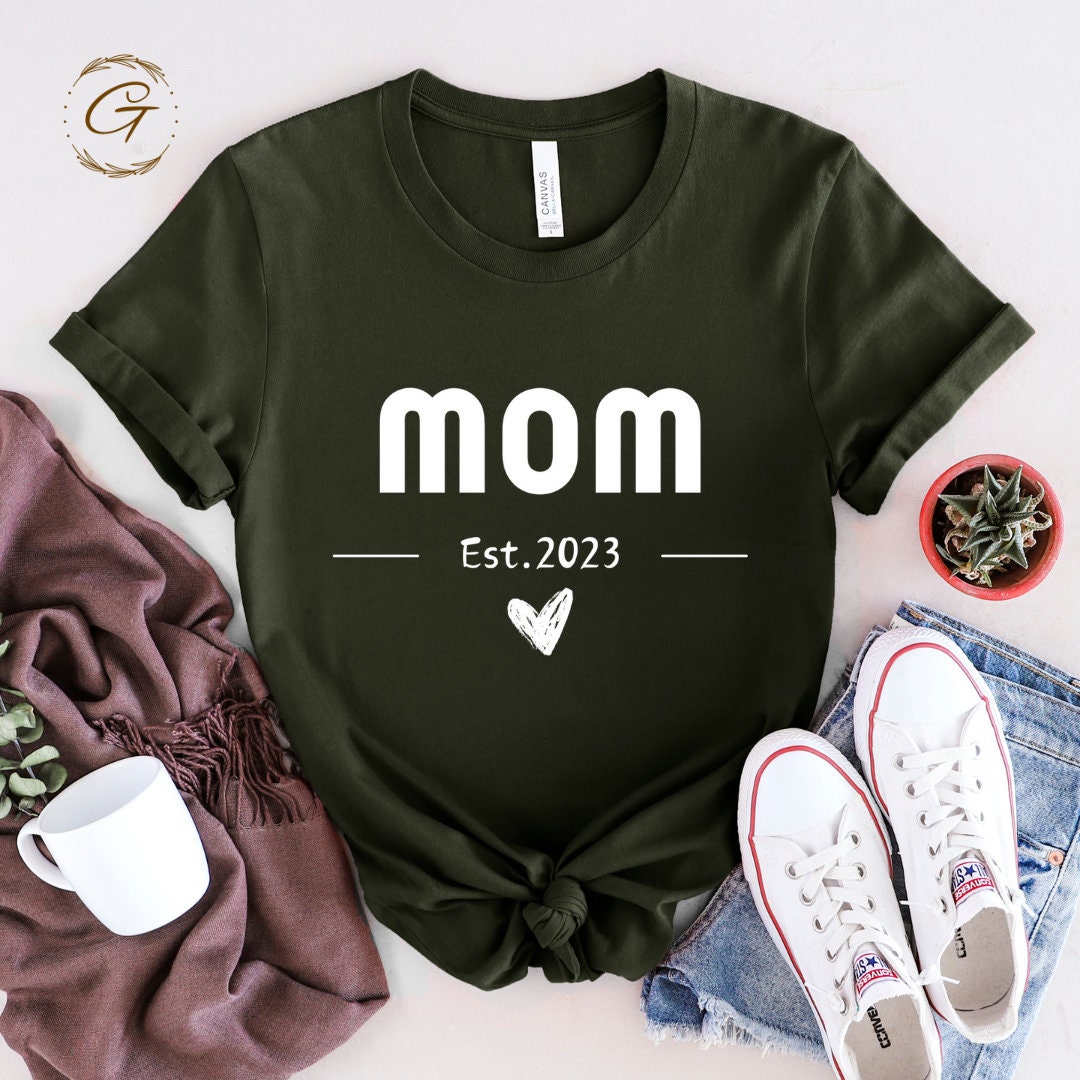 Mom Shirt Minimalist Mama T-Shirt, Perfect Mother's Day Gift Tee