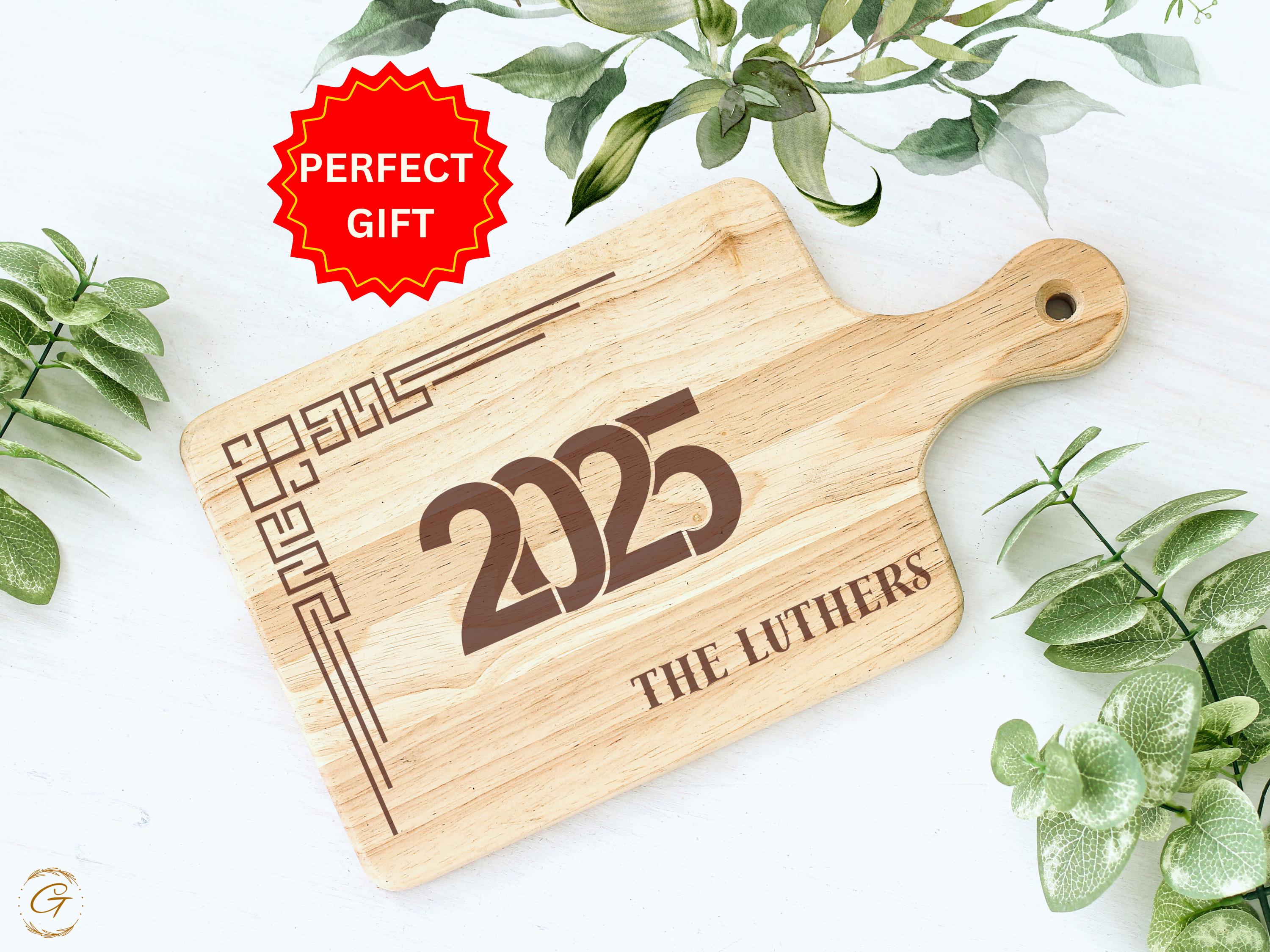 2025 Personalized Hardwood Chopping Board - Custom Engraved Kitchen Gift