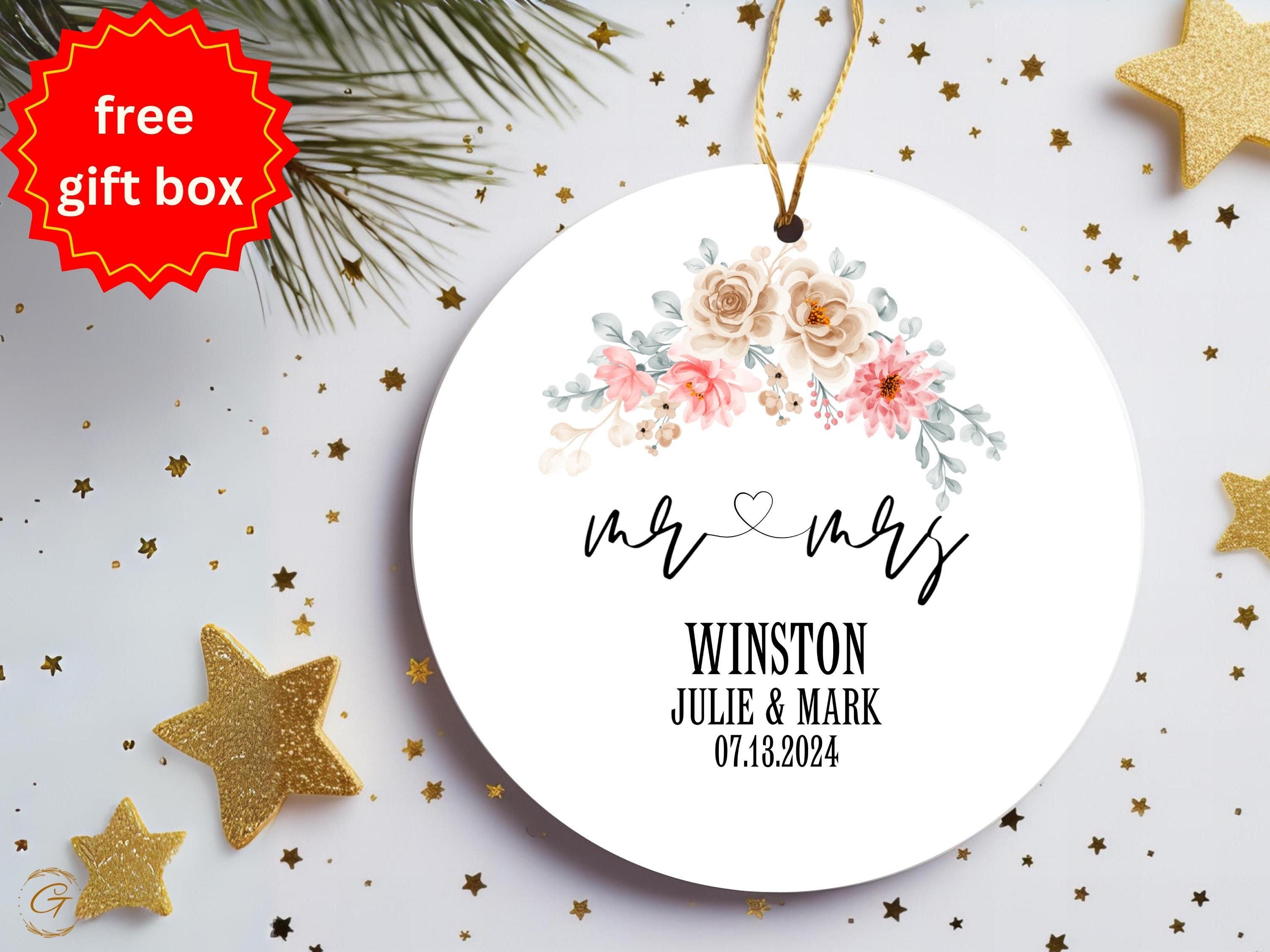 Personalized Wedding Ornament, Custom Mr and Mrs Ornament, Floral Wedding Keepsake, Unique Bridal Shower Gift, 2024 Wedding Decor Gift Ideas