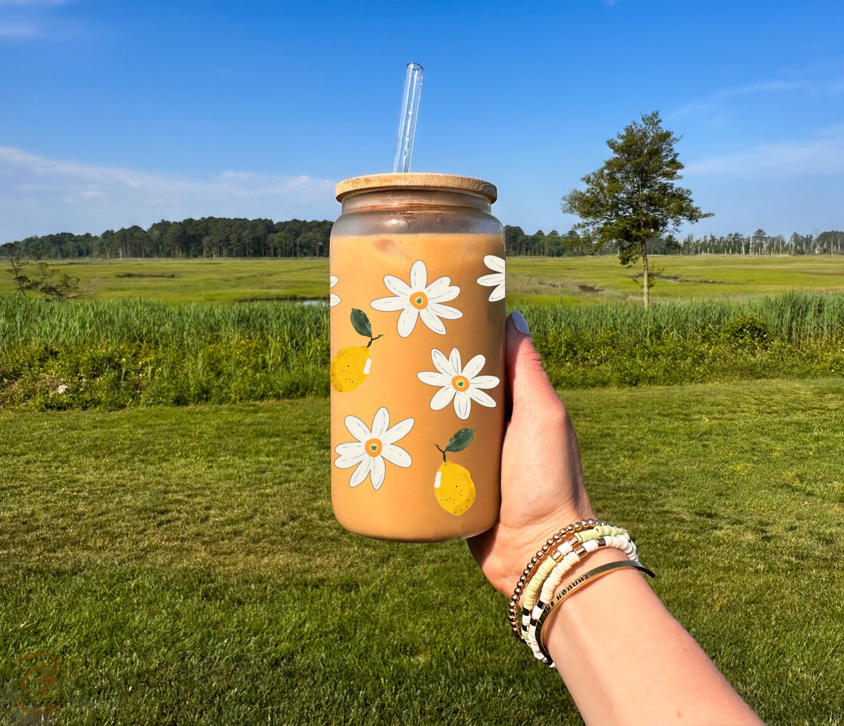 Cute Daisy and Lemon Pattern Tumbler